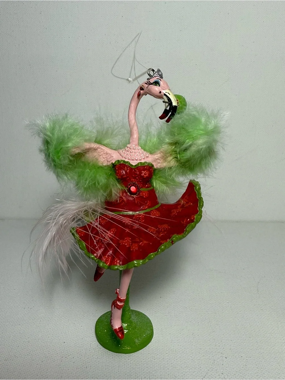 Flirty Feathers 